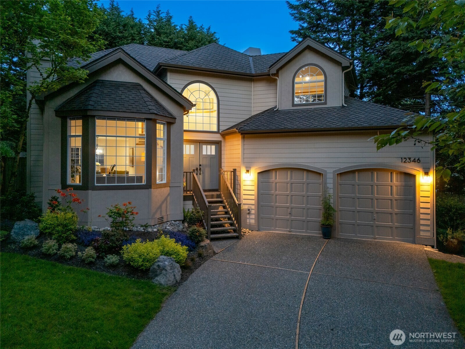 Property Photo: 12346 76th Avenue NE WA 98034