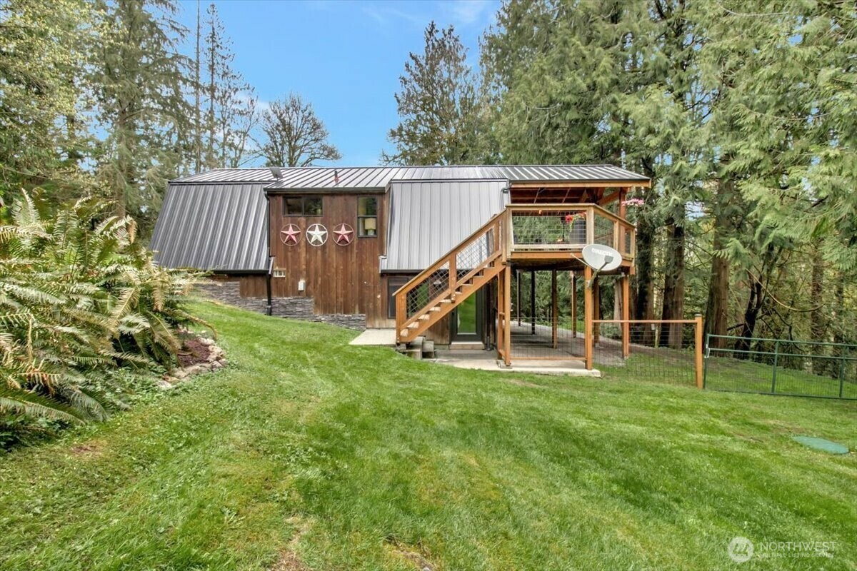 22600  Wallitner Road  Arlington WA 98223 photo
