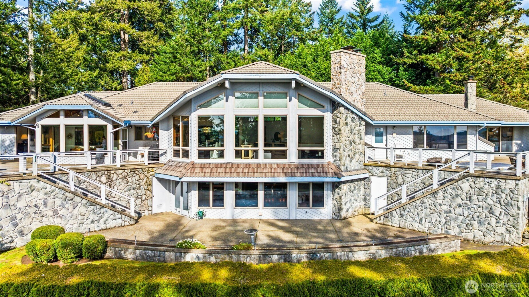 Property Photo: 555 Issaquah Road WA 98333