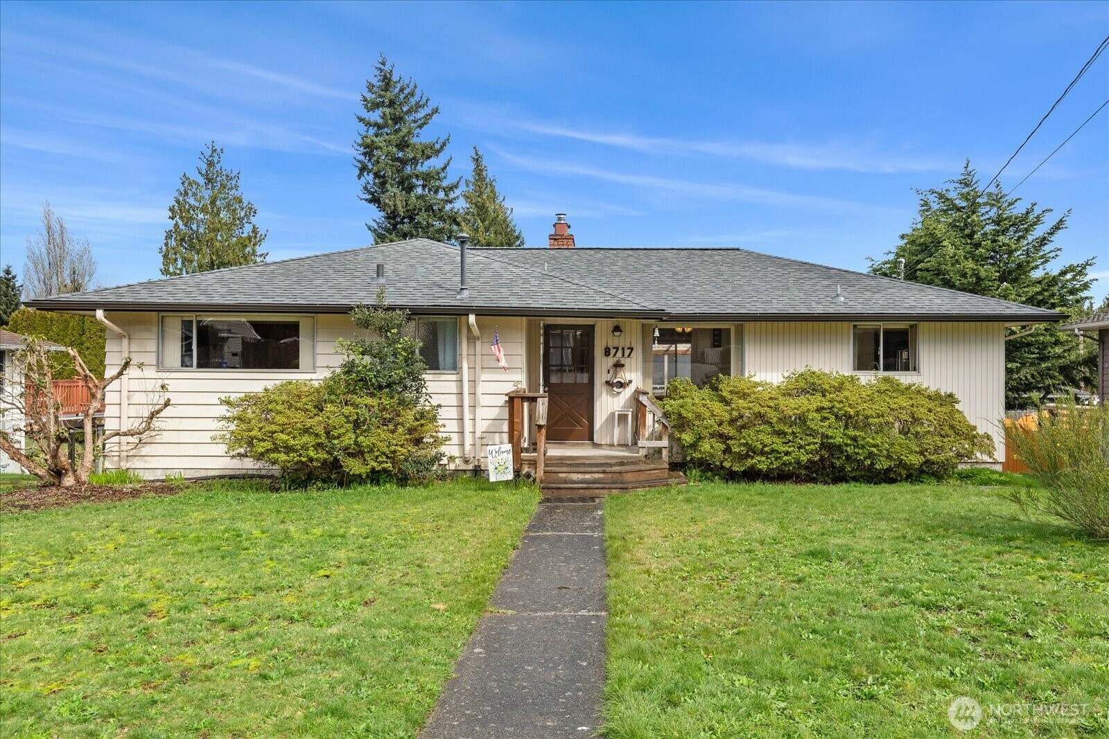 8717  9th Avenue SE  Everett WA 98208 photo