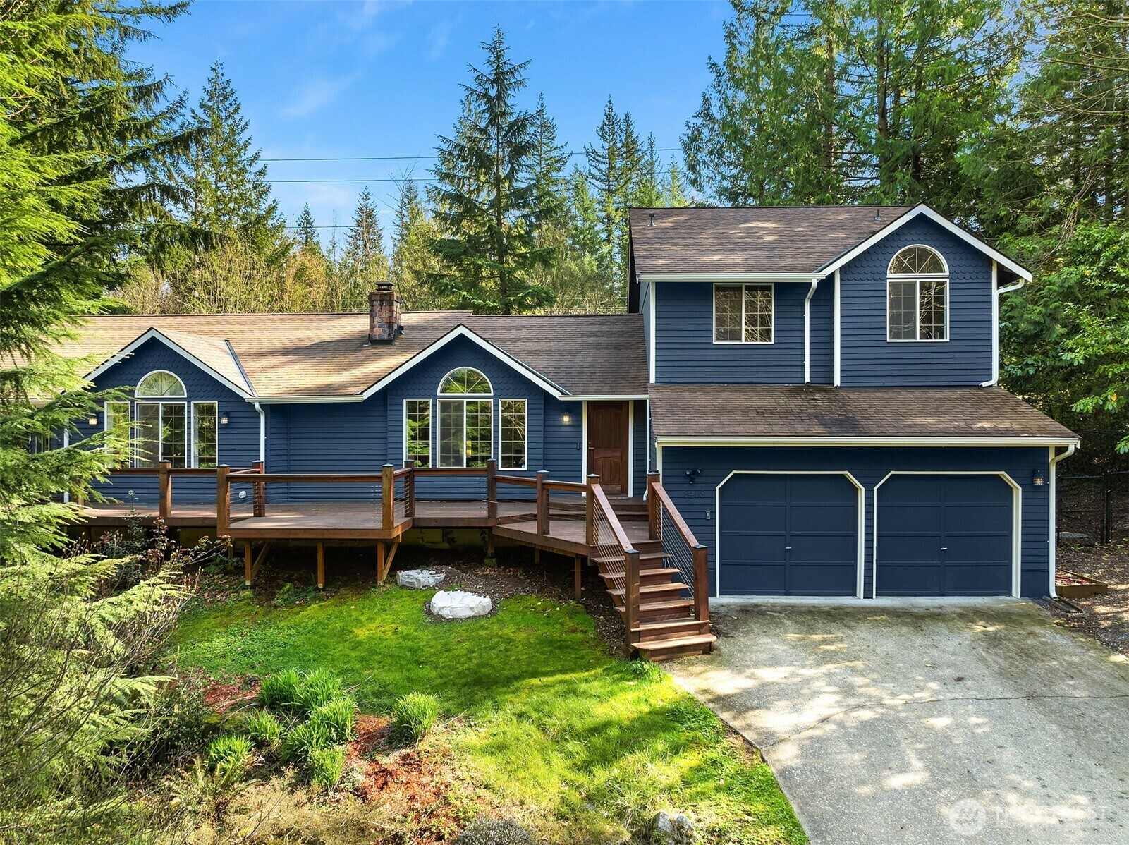 Property Photo: 9408 370th Place SE WA 98065