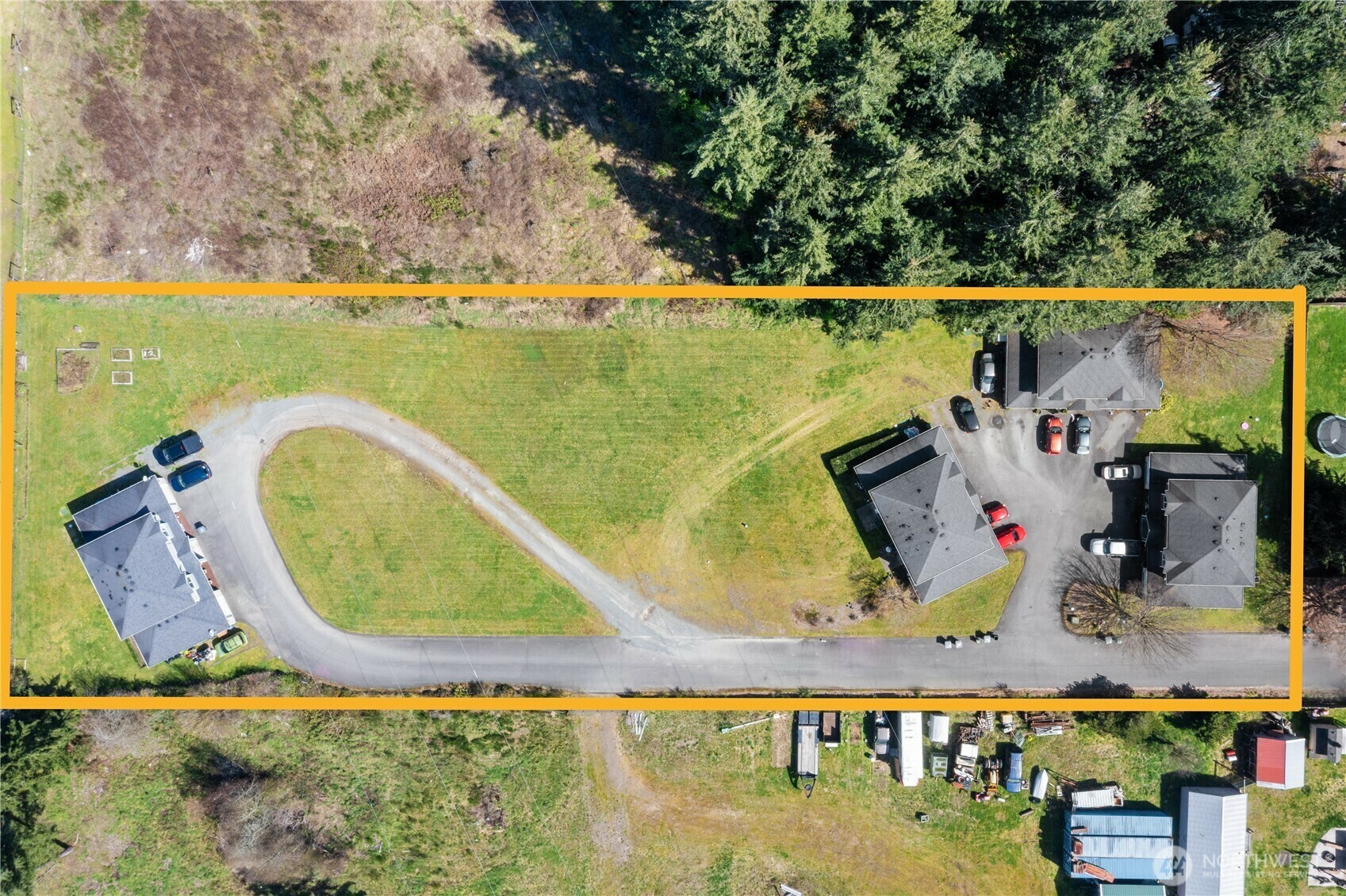 Property Photo: 12003 12117 112th Avenue E WA 98374
