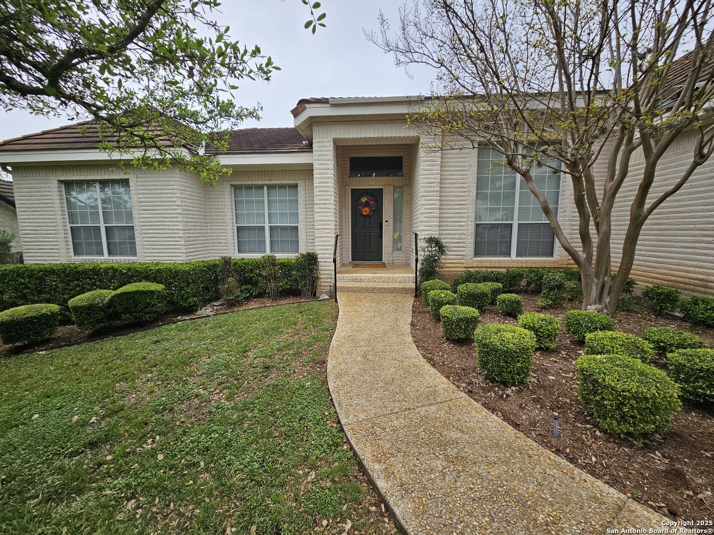 Property Photo: 607 San Dizier TX 78232