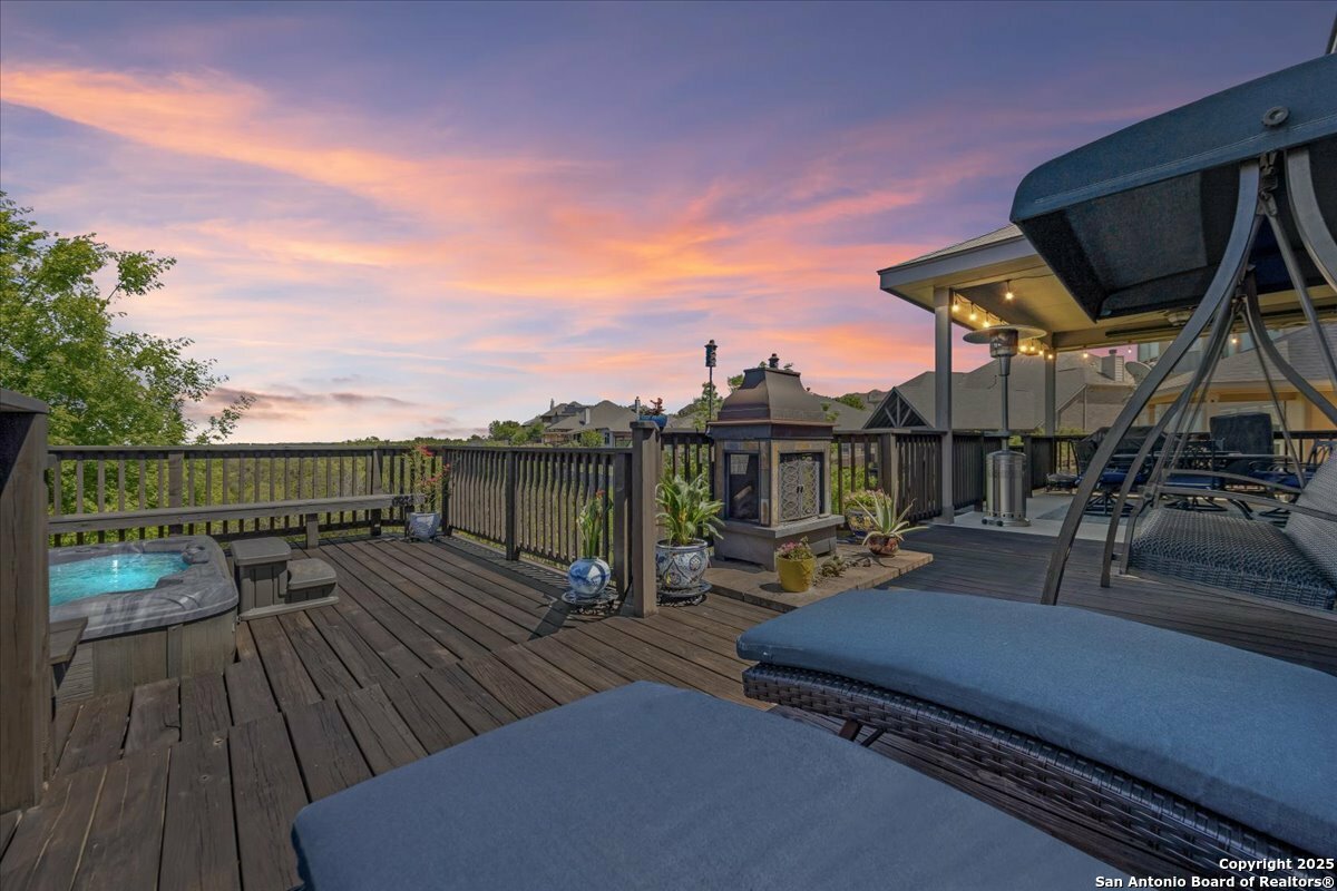 Property Photo: 3739 Forsythia TX 78261