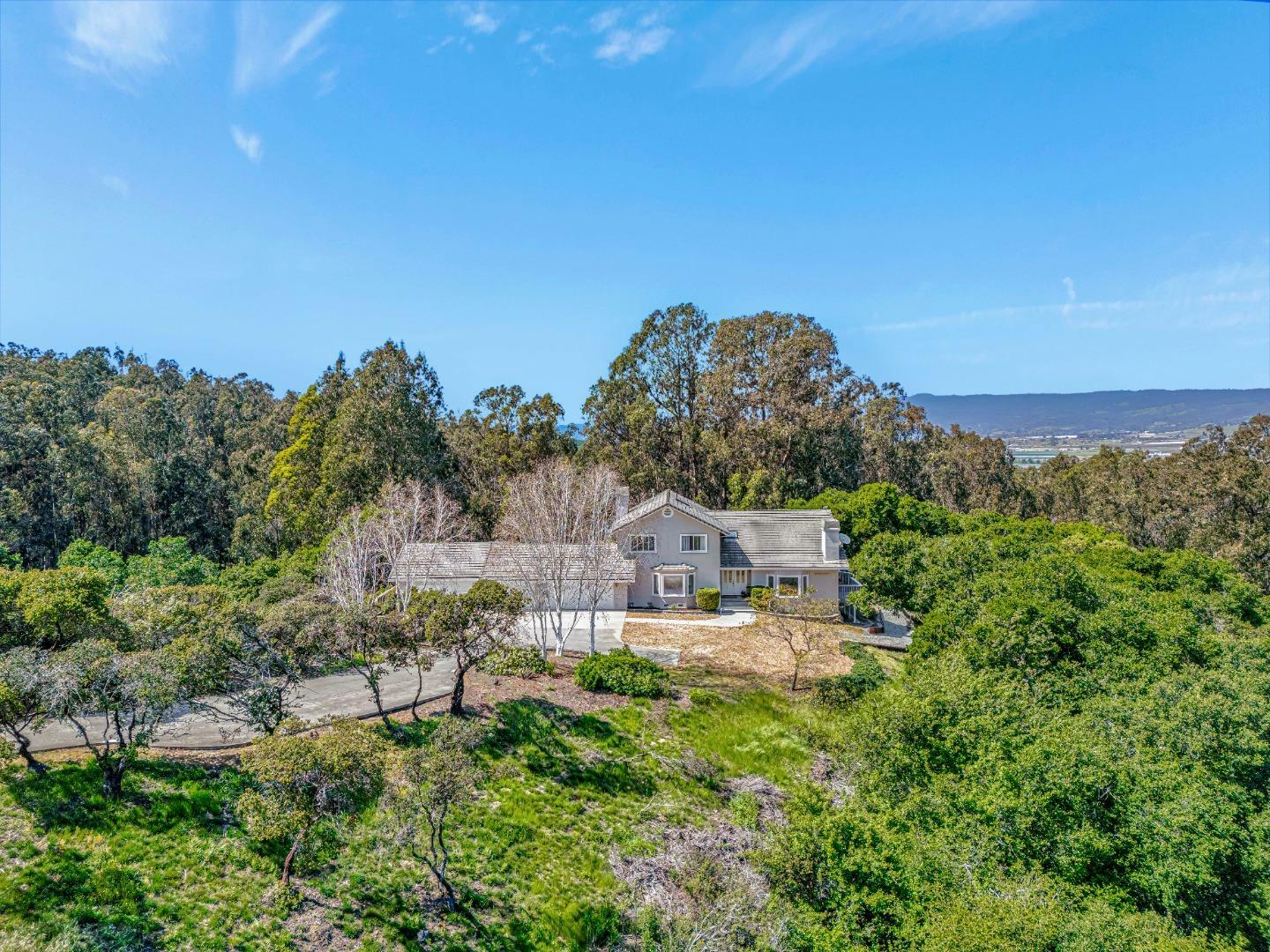 Property Photo: 1650 Andreas Estates Place CA 95076