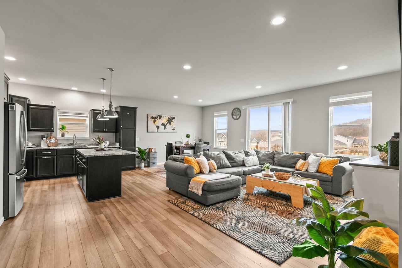 Property Photo: 3707 North Hill Point Road WI 53528