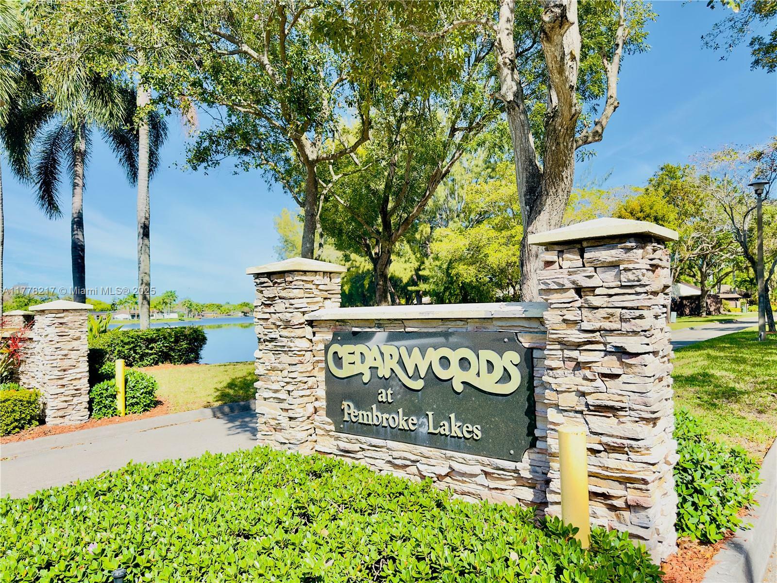 Property Photo: 10211 Buttercup Ct 10211 FL 33026