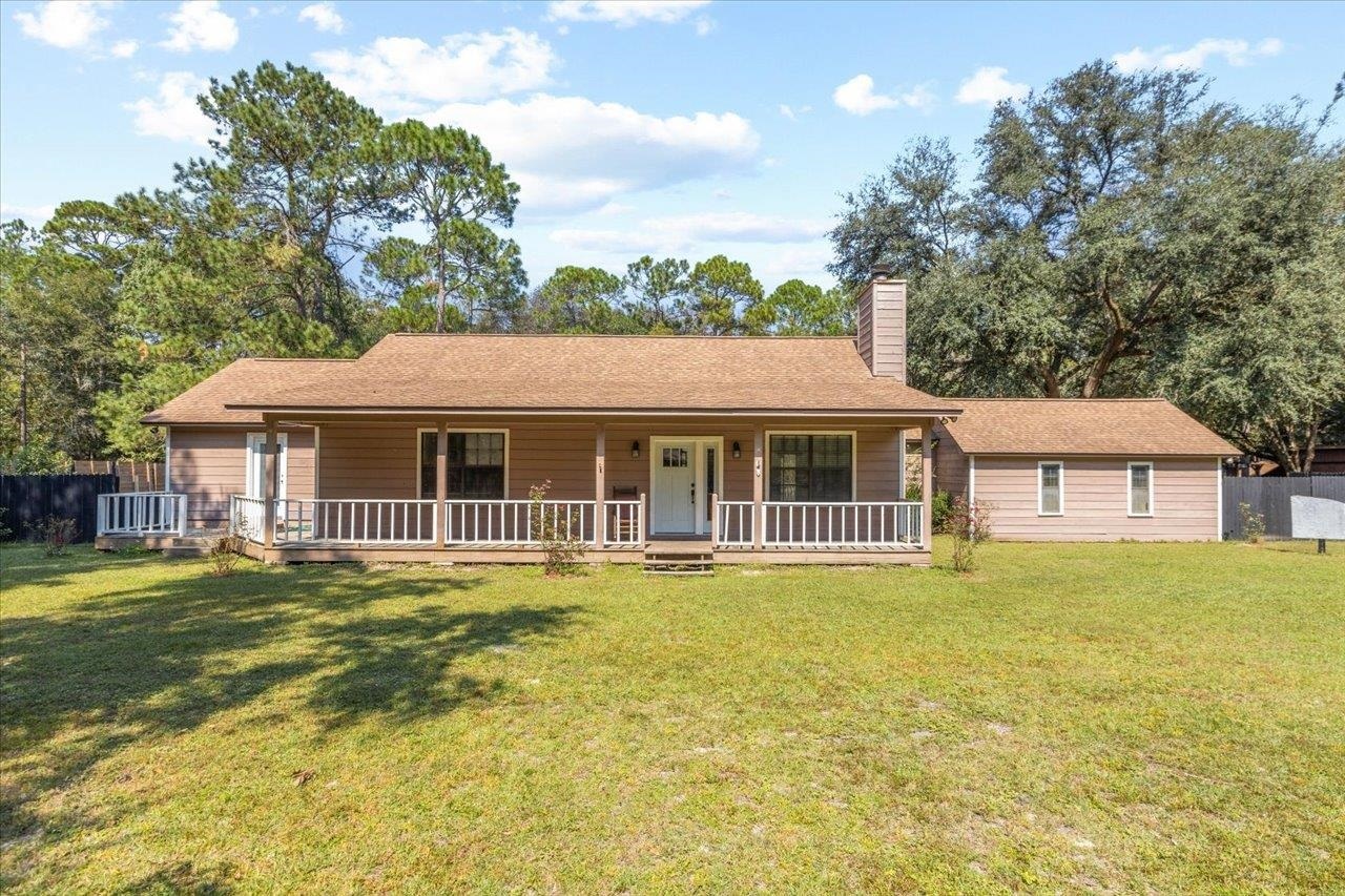 Property Photo: 5020 Riverwood Road FL 32303