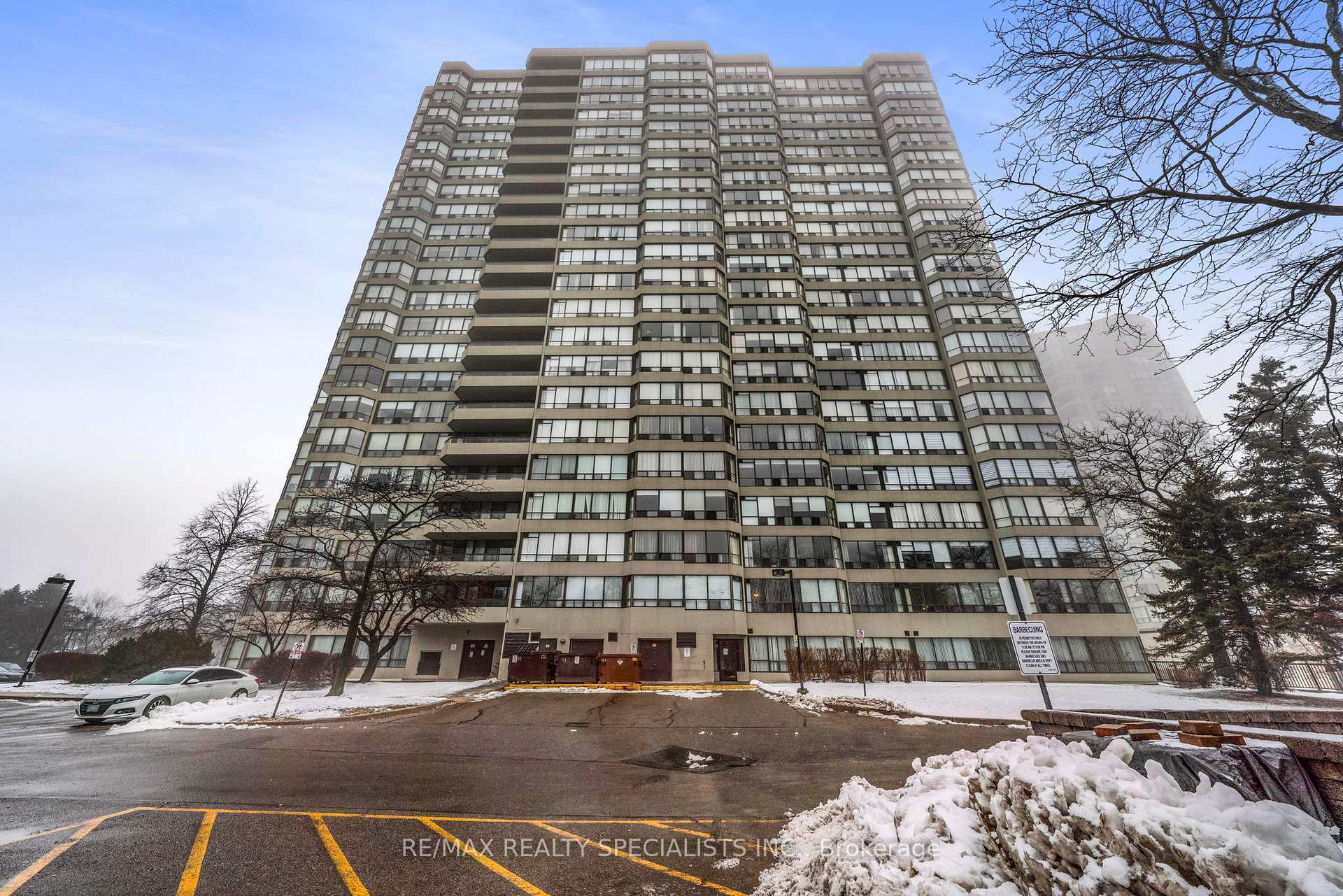 Photo de la propriété: 24 Hanover Road 508 ON L6S 5K8