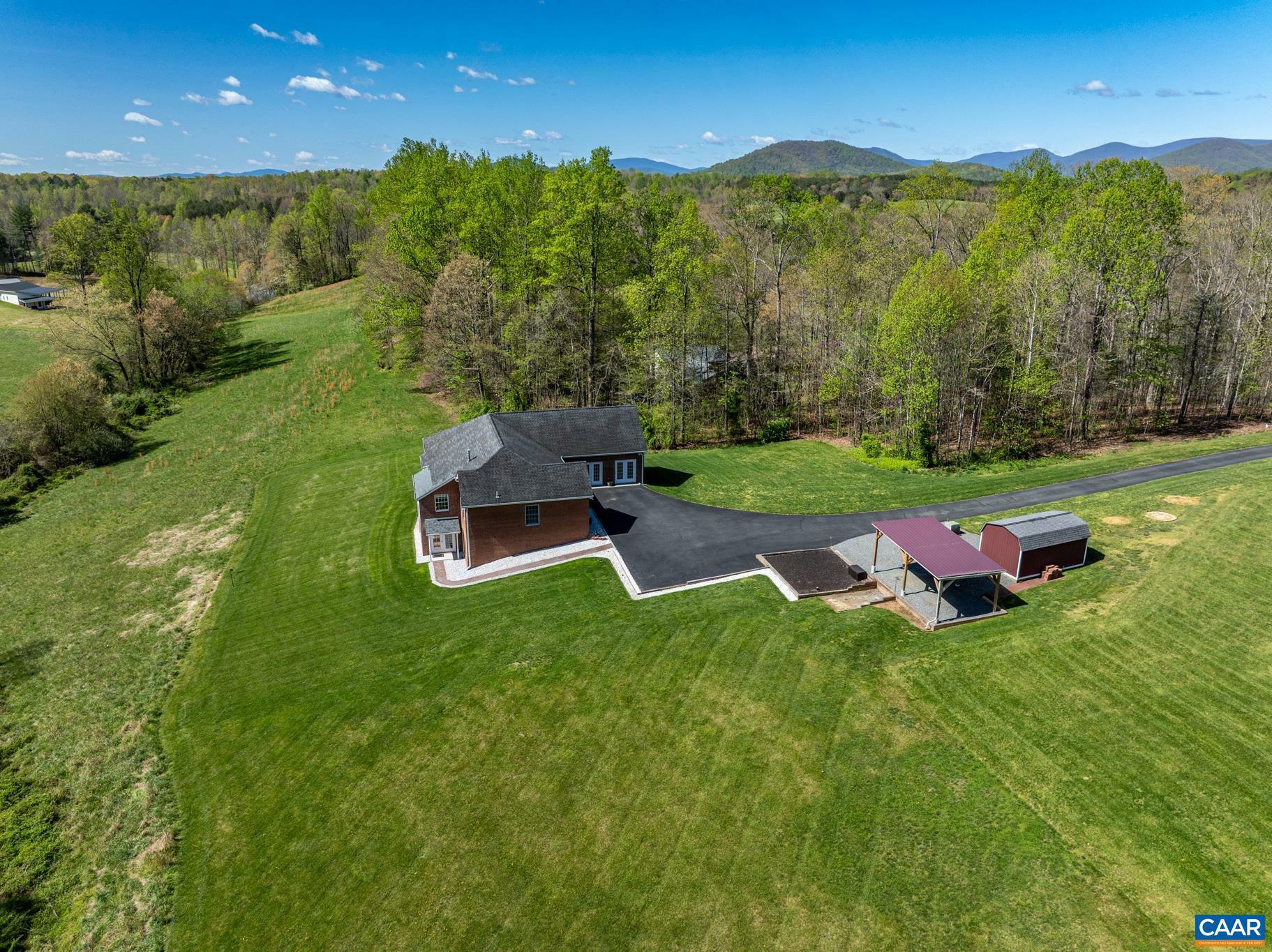 Property Photo: 105 Squirrel Path VA 22973