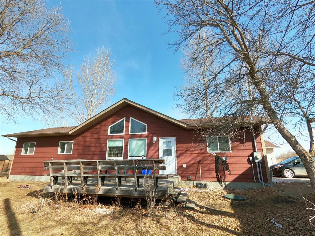 921 Fourth S Street North  Beausejour MB R0E 0C0 photo