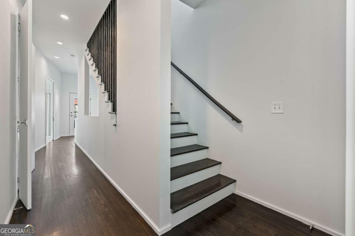 Property Photo: 975 Piedmont Avenue NE 2 GA 30309