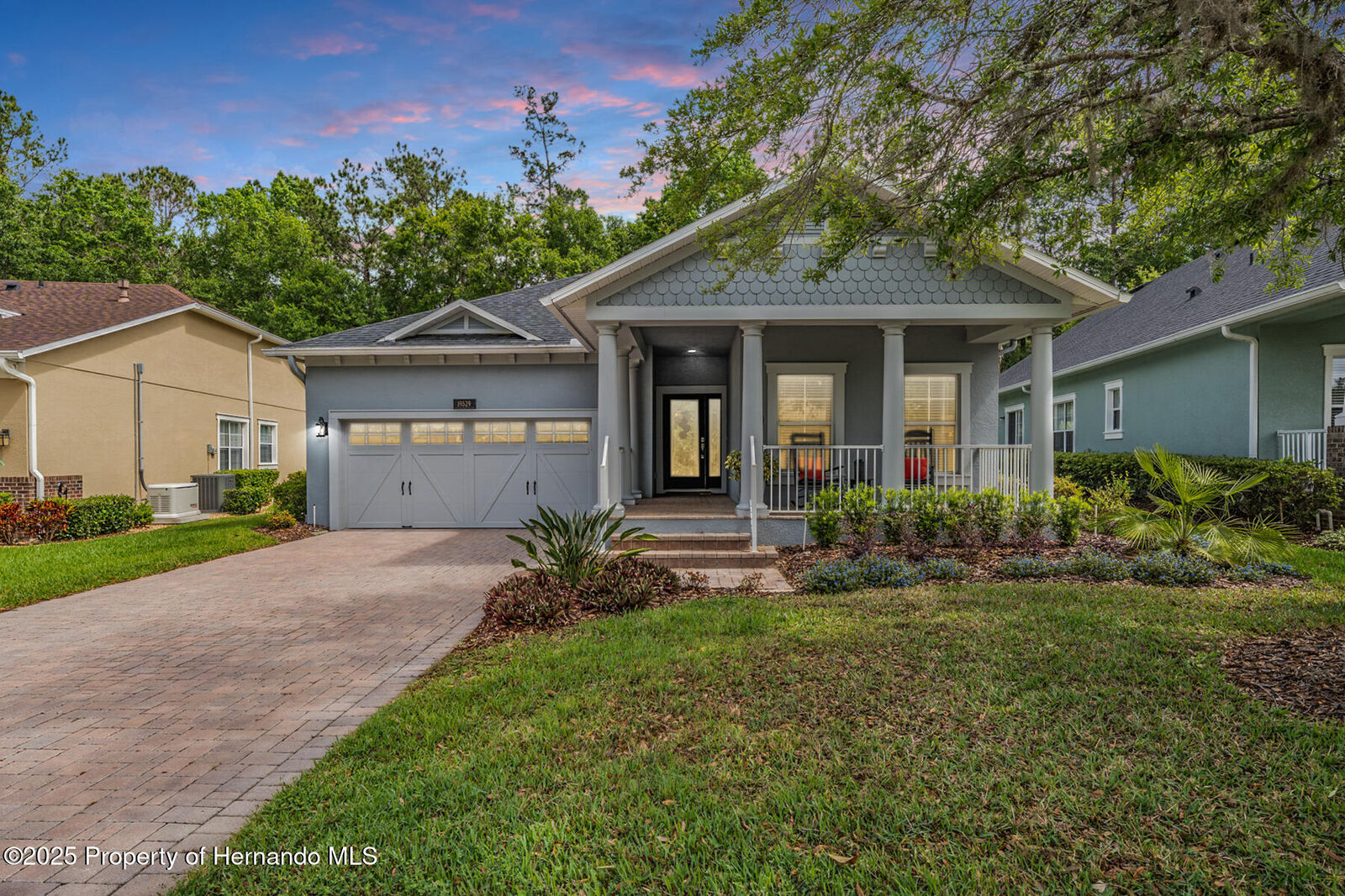 Property Photo:  19529 Lily Pond Court  FL 34601 