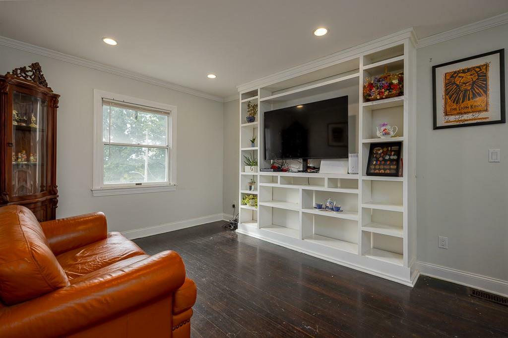 Property Photo: 8 Samstag Avenue NY 10562