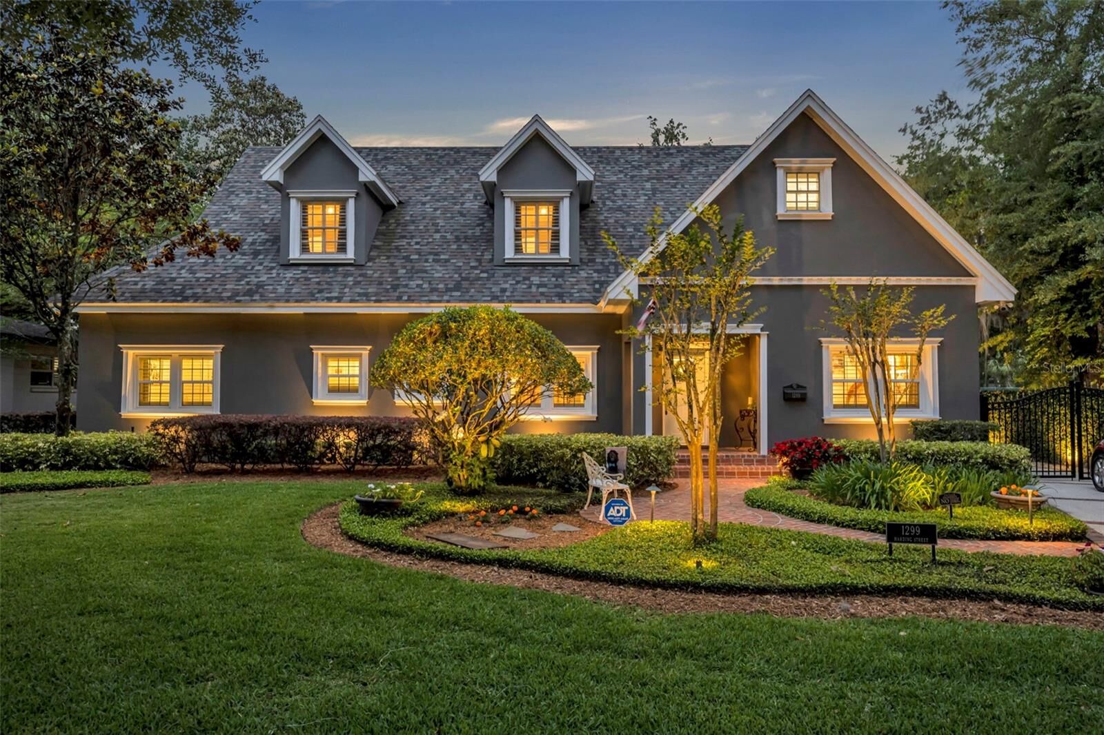 Property Photo:  1299 Harding Street  FL 32789 