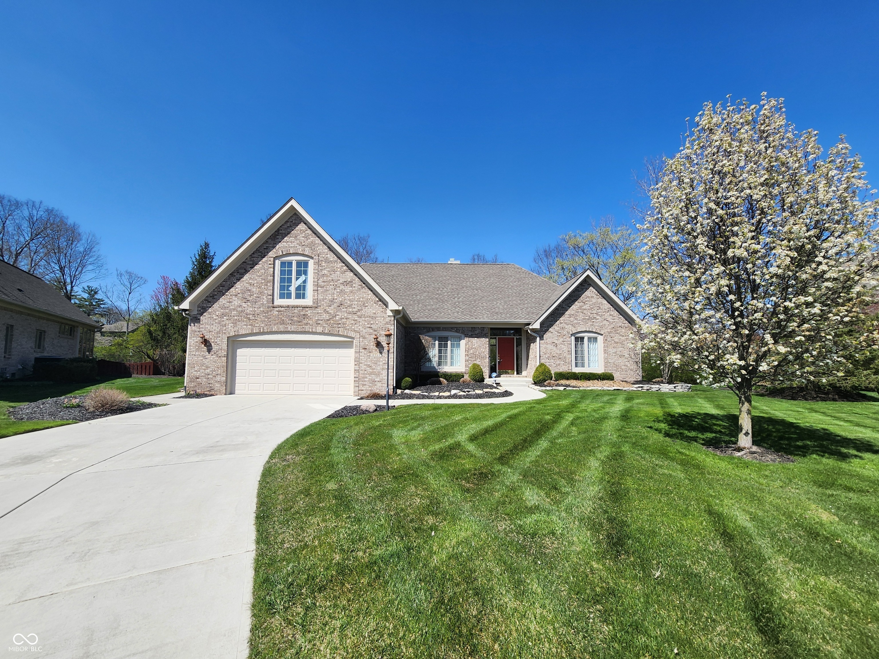 Property Photo: 8717 Vintner Court IN 46256