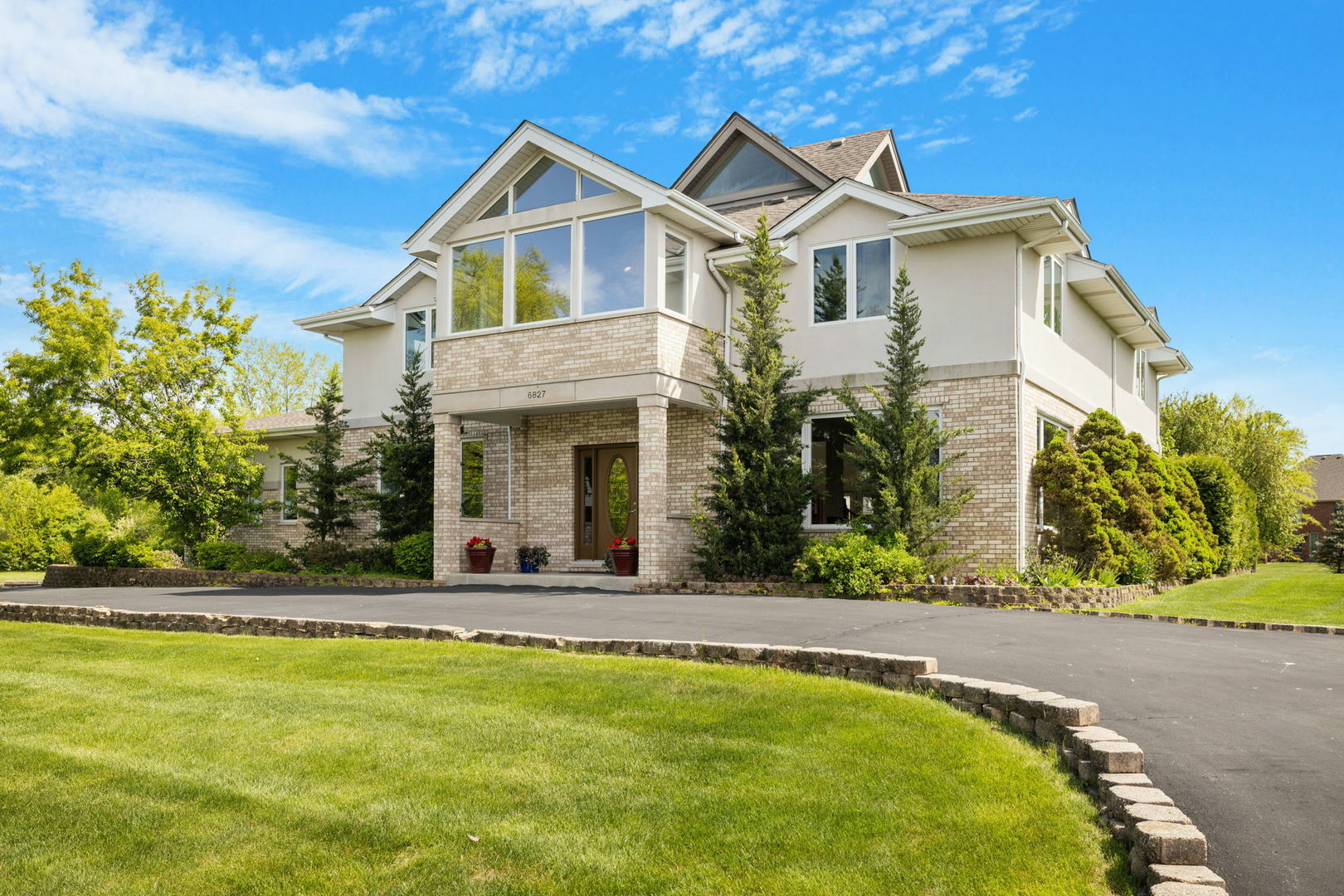 Property Photo: 6827 W Johnson Court IL 60449