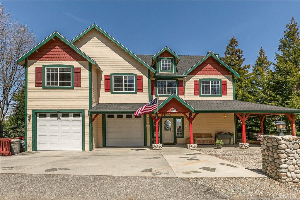 Property Photo:  1251 Kodiak Drive  CA 92352 