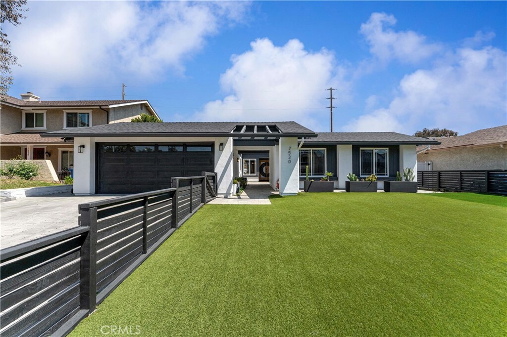 Property Photo: 7520 Bobbyboyar Avenue CA 91304
