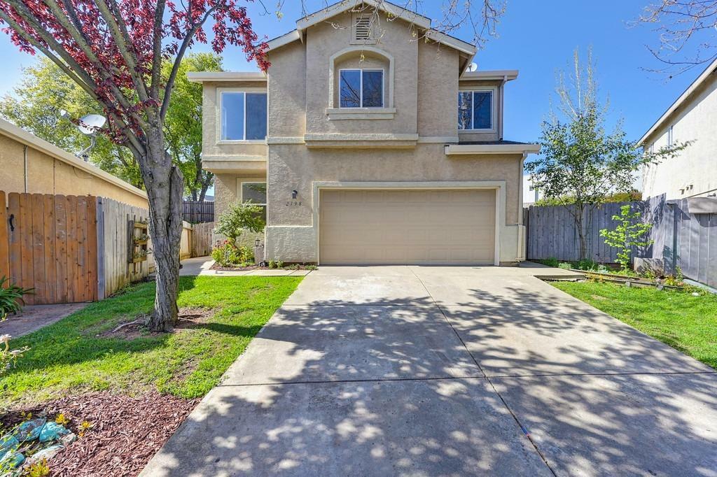 Property Photo: 2198 Winterhaven Circle CA 95682