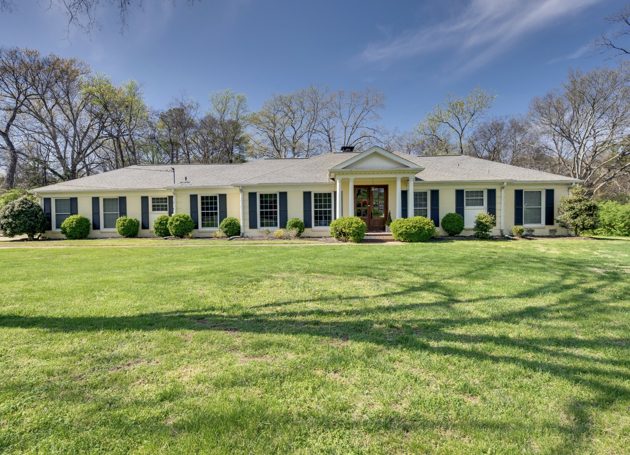 Property Photo: 6420 Harding Pike TN 37205
