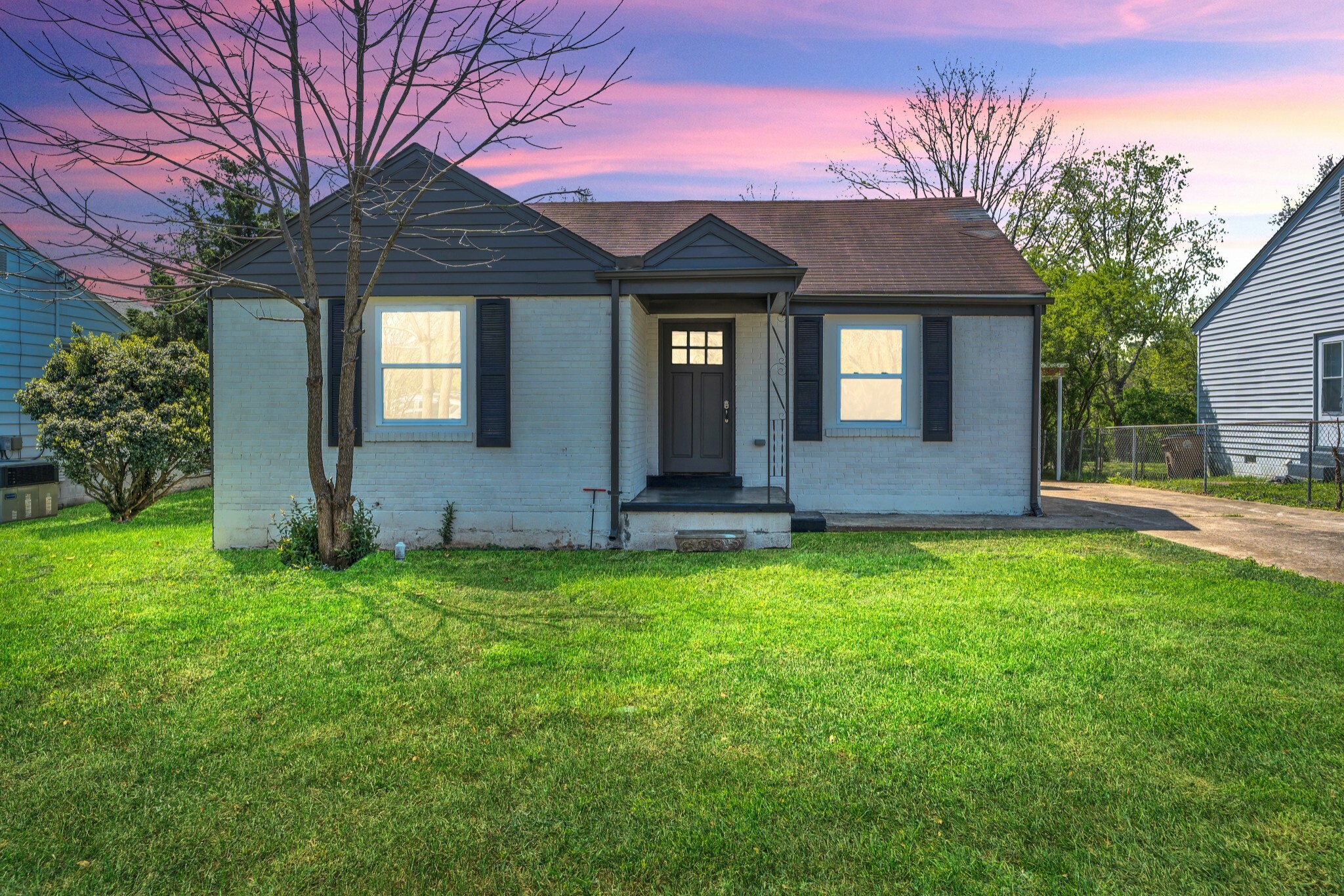 Property Photo: 430 Emmitt Ave TN 37115