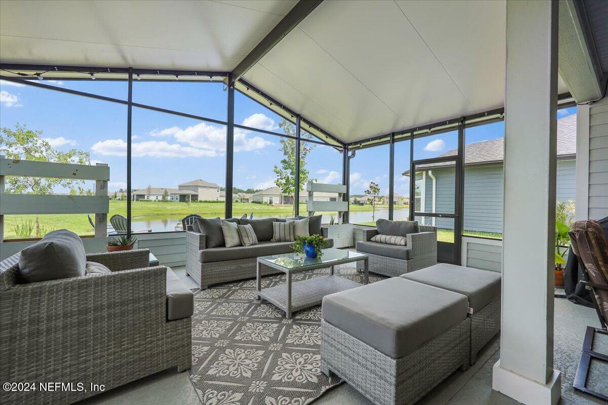 Property Photo: 835 Laurel Valley Drive FL 32065