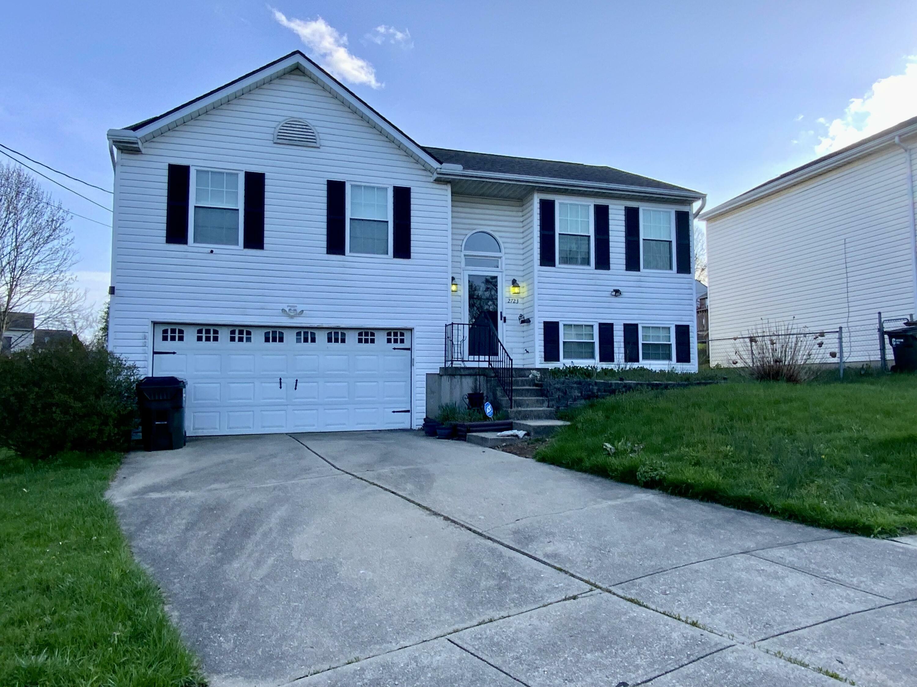 Property Photo: 2723 Ridgecrest Lane KY 41017