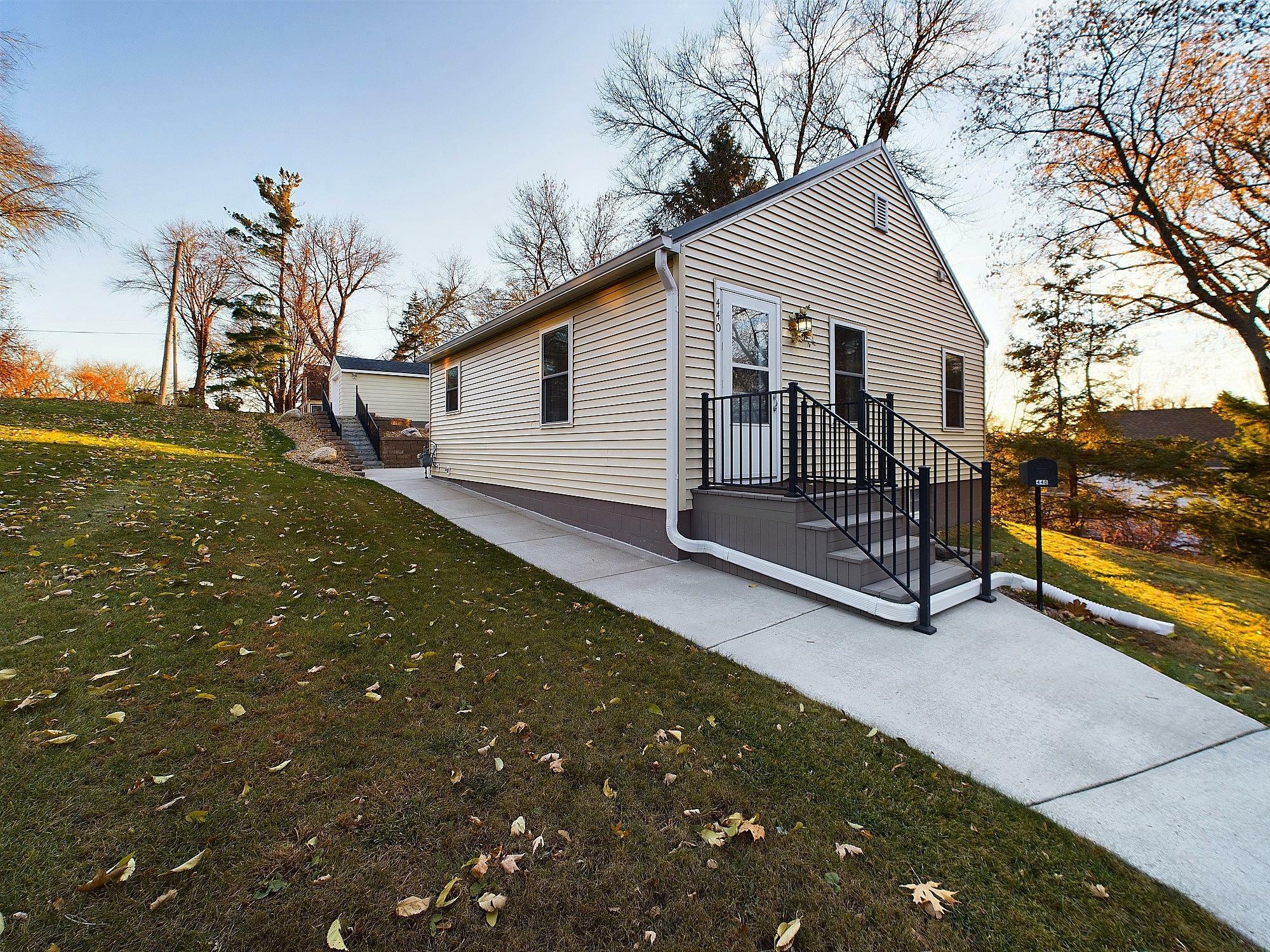 Property Photo: 440 1st Avenue SE MN 56334