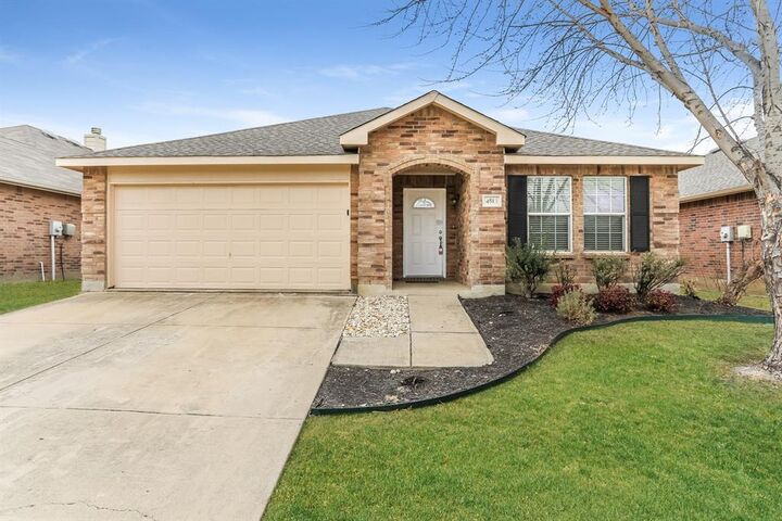 4513 Hounds Tail Lane  Fort Worth TX 76244 photo