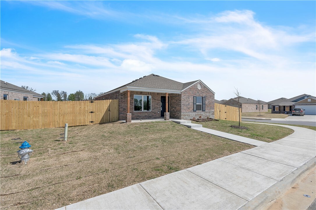 Property Photo: 3229 Wolf Creek Street AR 72764