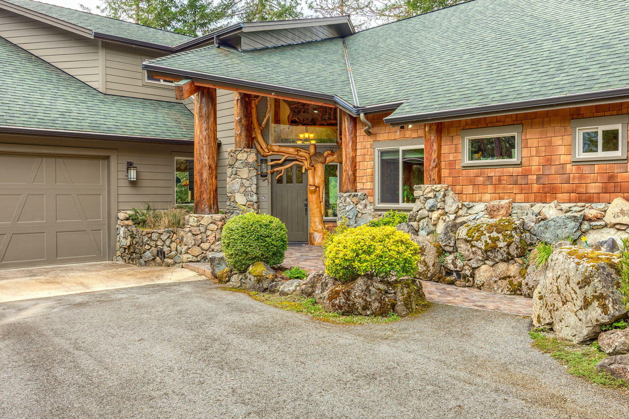 211 Shorthorn Gulch Road  Grants Pass OR 97526 photo