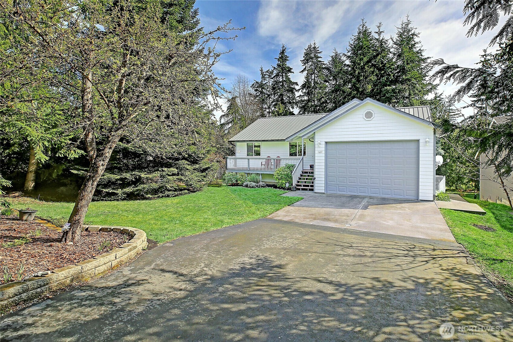 1637  Poplar Lane  Camano Island WA 98282 photo
