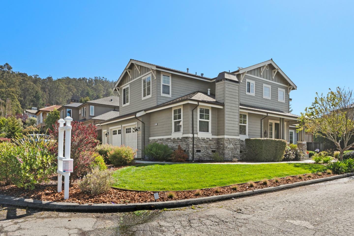 412 Magellan Avenue  Half Moon Bay CA 94019 photo
