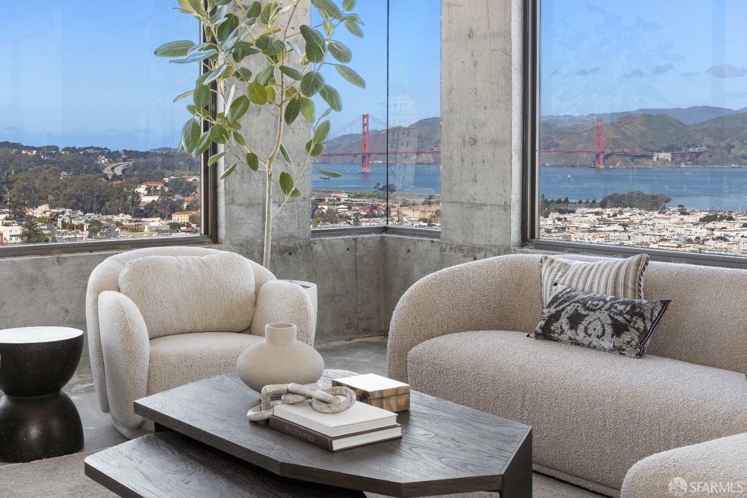 Property Photo: 2190 Broadway Street Ph CA 94115
