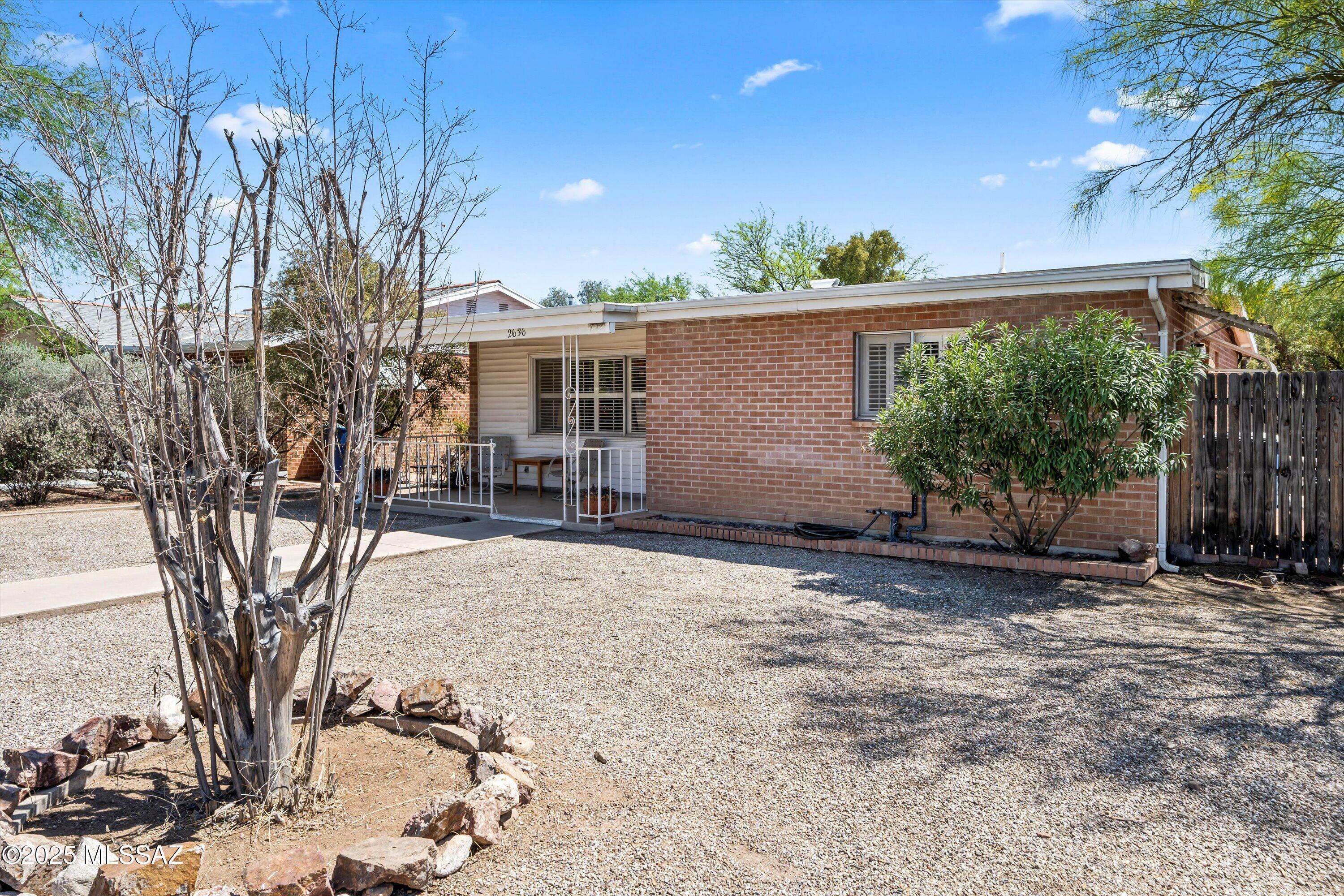 Property Photo: 2636 E 5th Street AZ 85716