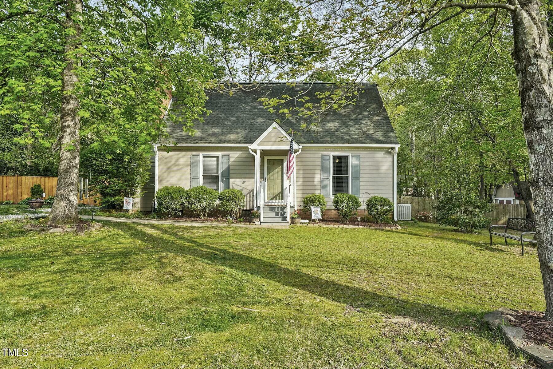 Property Photo: 13816 N Meadows Court NC 27587
