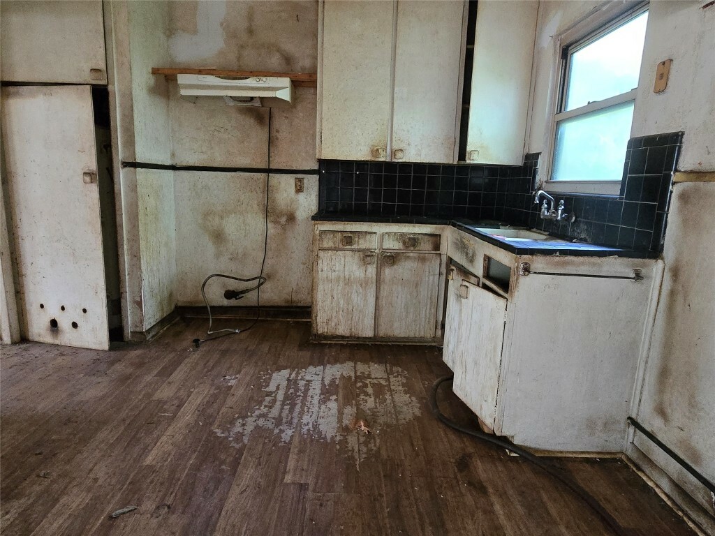 Property Photo: 3804 Tower View Court TX 78723