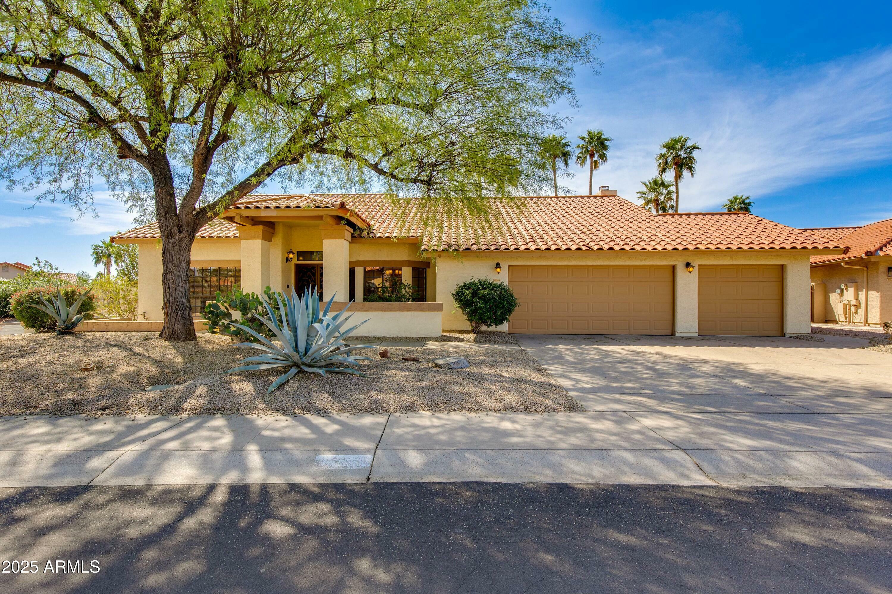 Property Photo: 10545 E Mission Lane AZ 85258