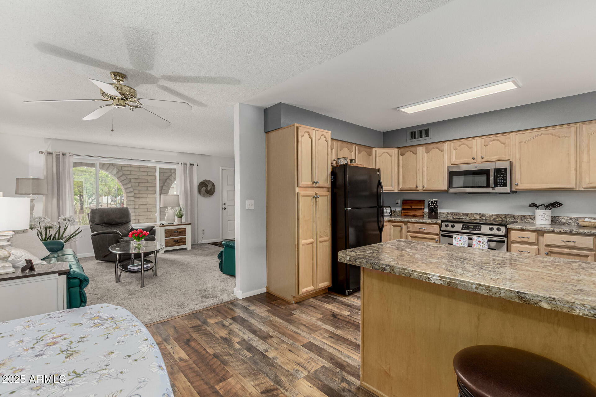Property Photo: 7849 E Flossmoor Avenue AZ 85208