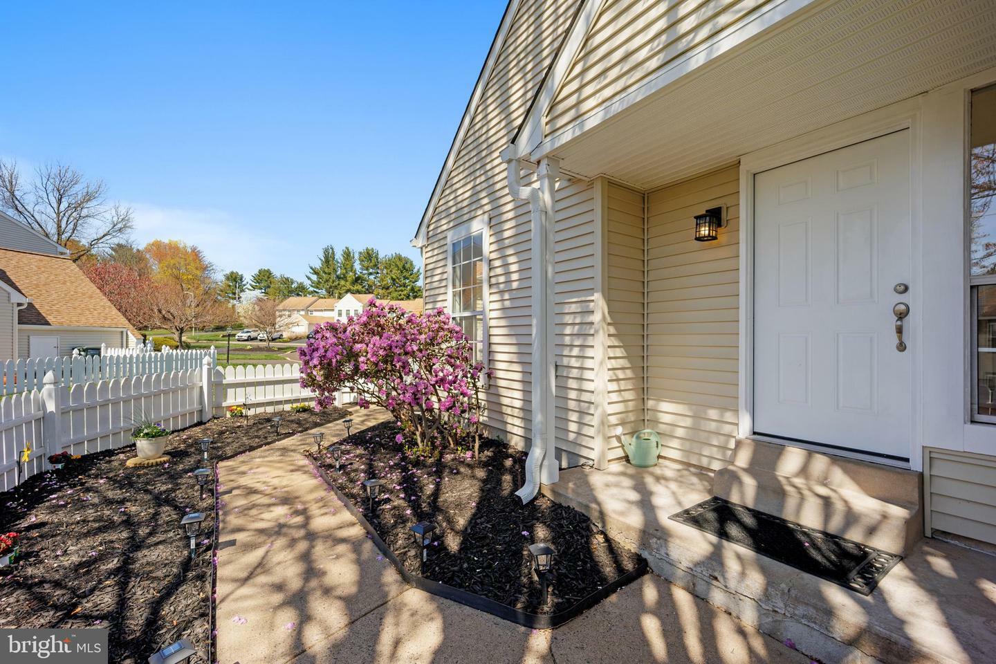 Property Photo: 1710 Fredendall Circle PA 18966