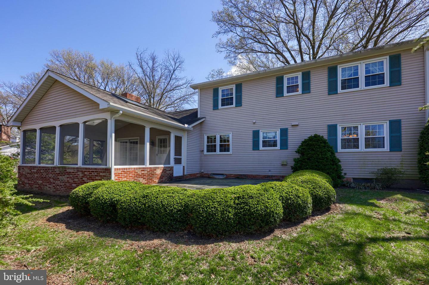 Property Photo: 3061 Kings Lane PA 17601
