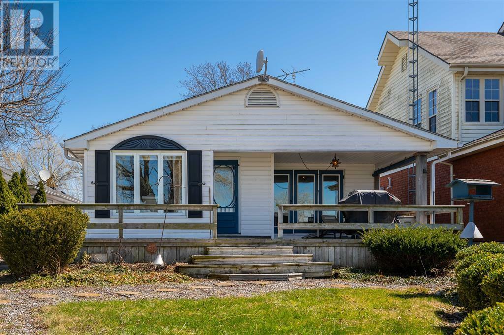 Property Photo: 2995 St. Clair Parkway ON N0P 2H0