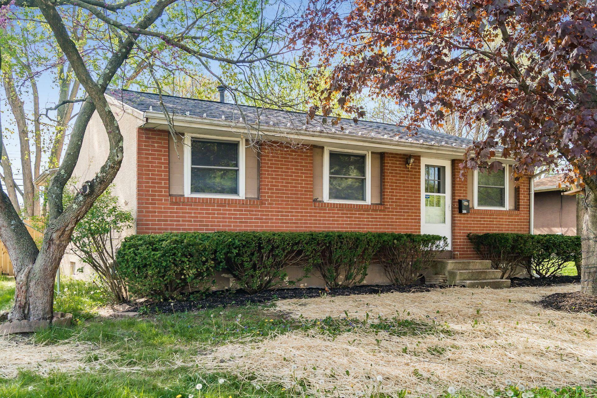 Property Photo: 3111 Hatfield Court OH 43232