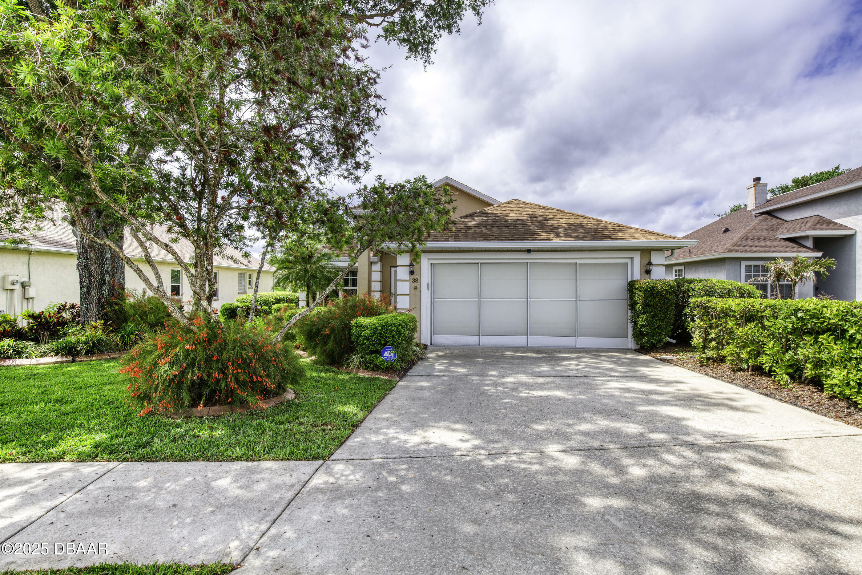 Property Photo:  38 Lake Walden Trail  FL 32174 