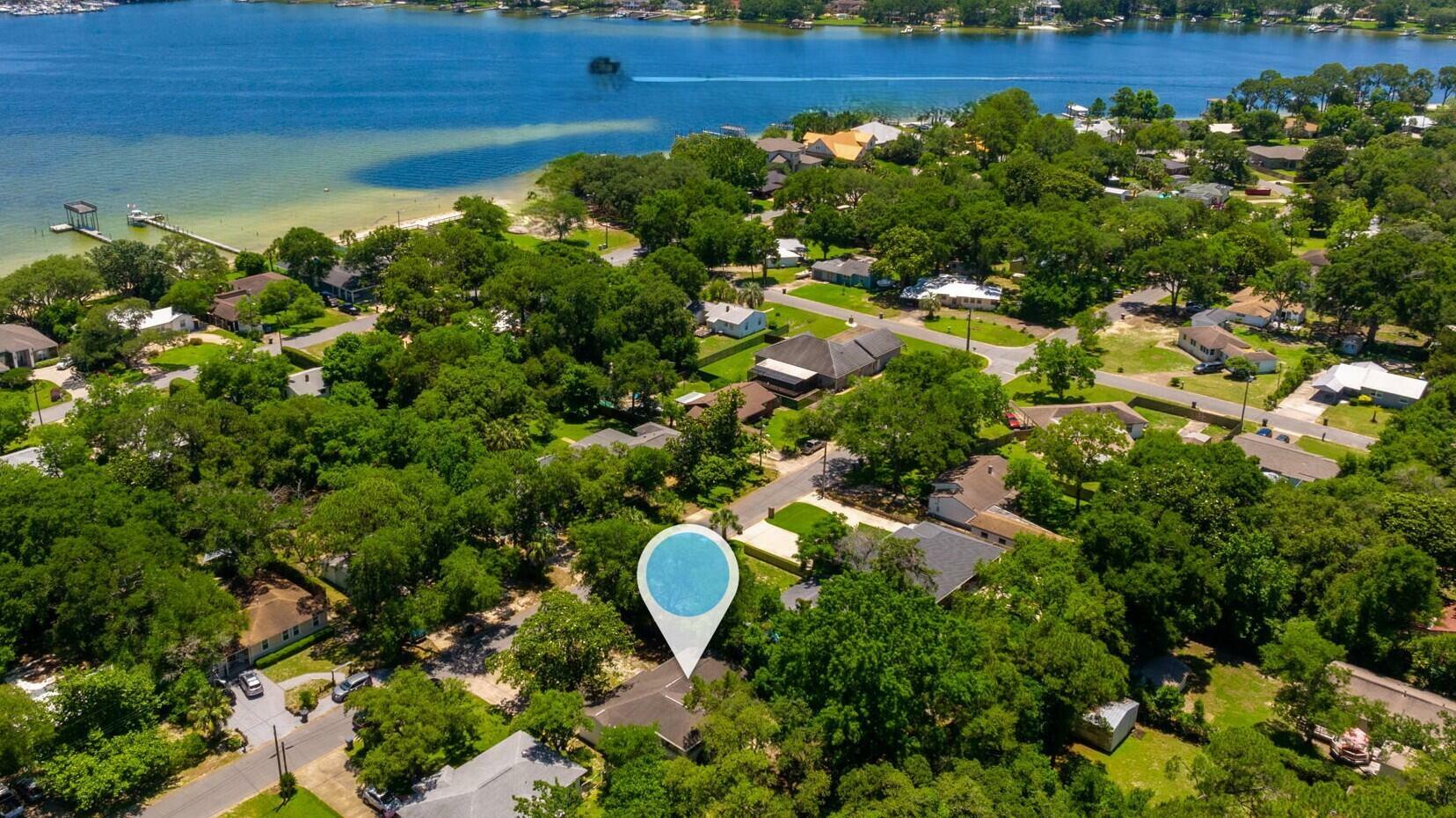 Property Photo: 226 Bradley Drive FL 32547