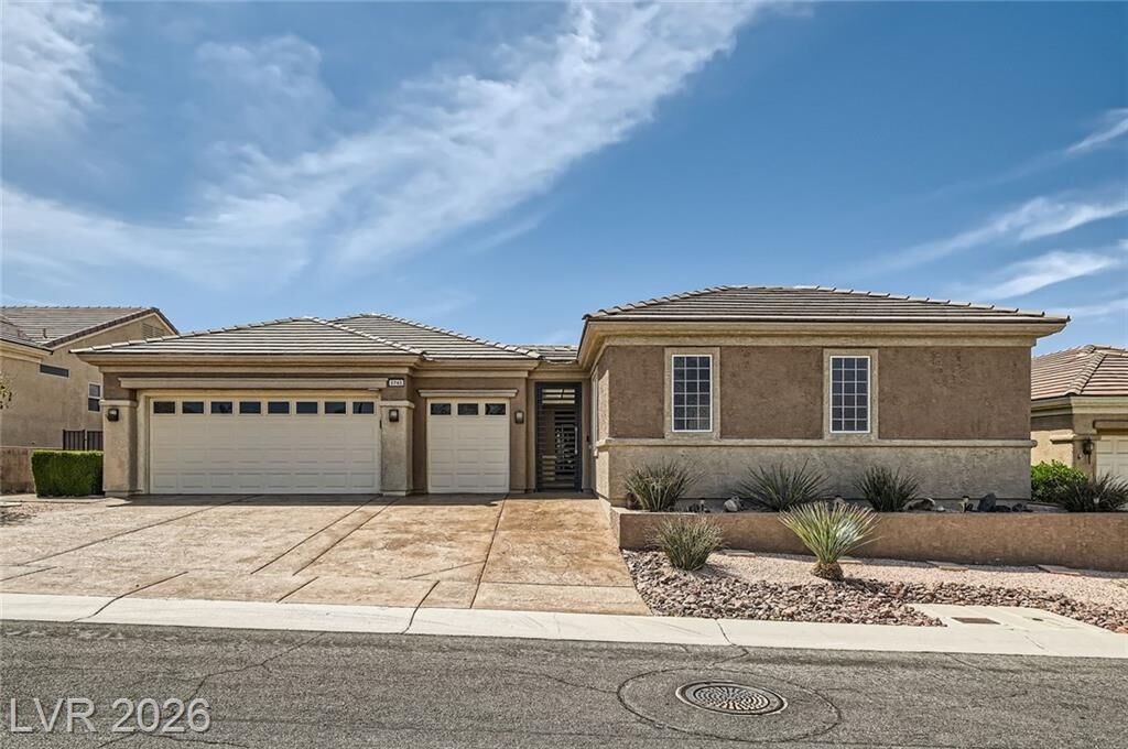 Property Photo:  2743 Evergreen Oaks Drive  NV 89052 