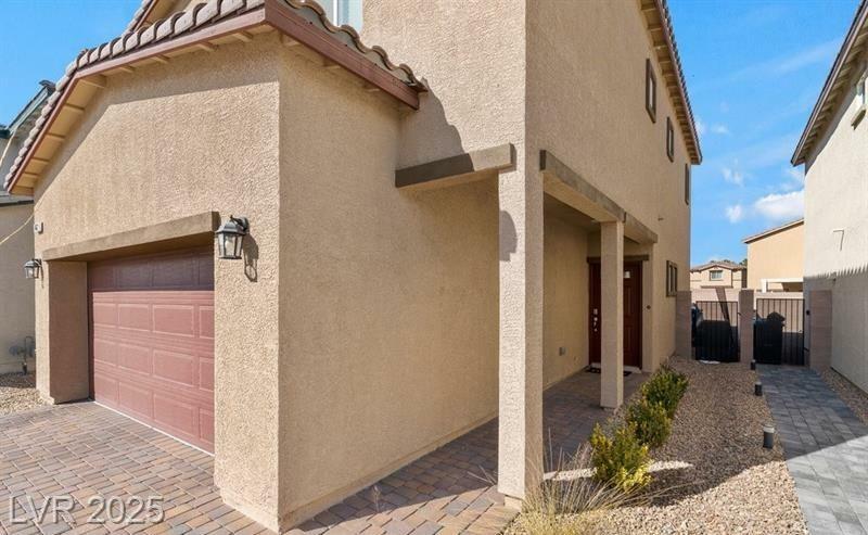 Property Photo: 7462 Dragonfruit Avenue NV 89113