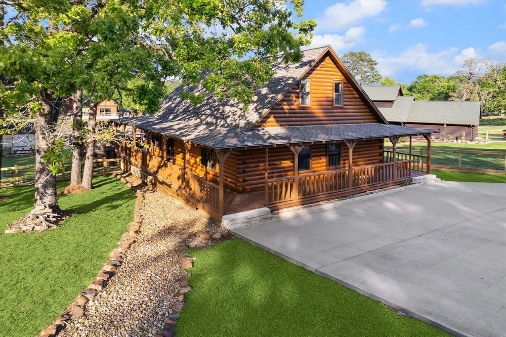 Property Photo: 38 Hunters Creek Drive TX 77340