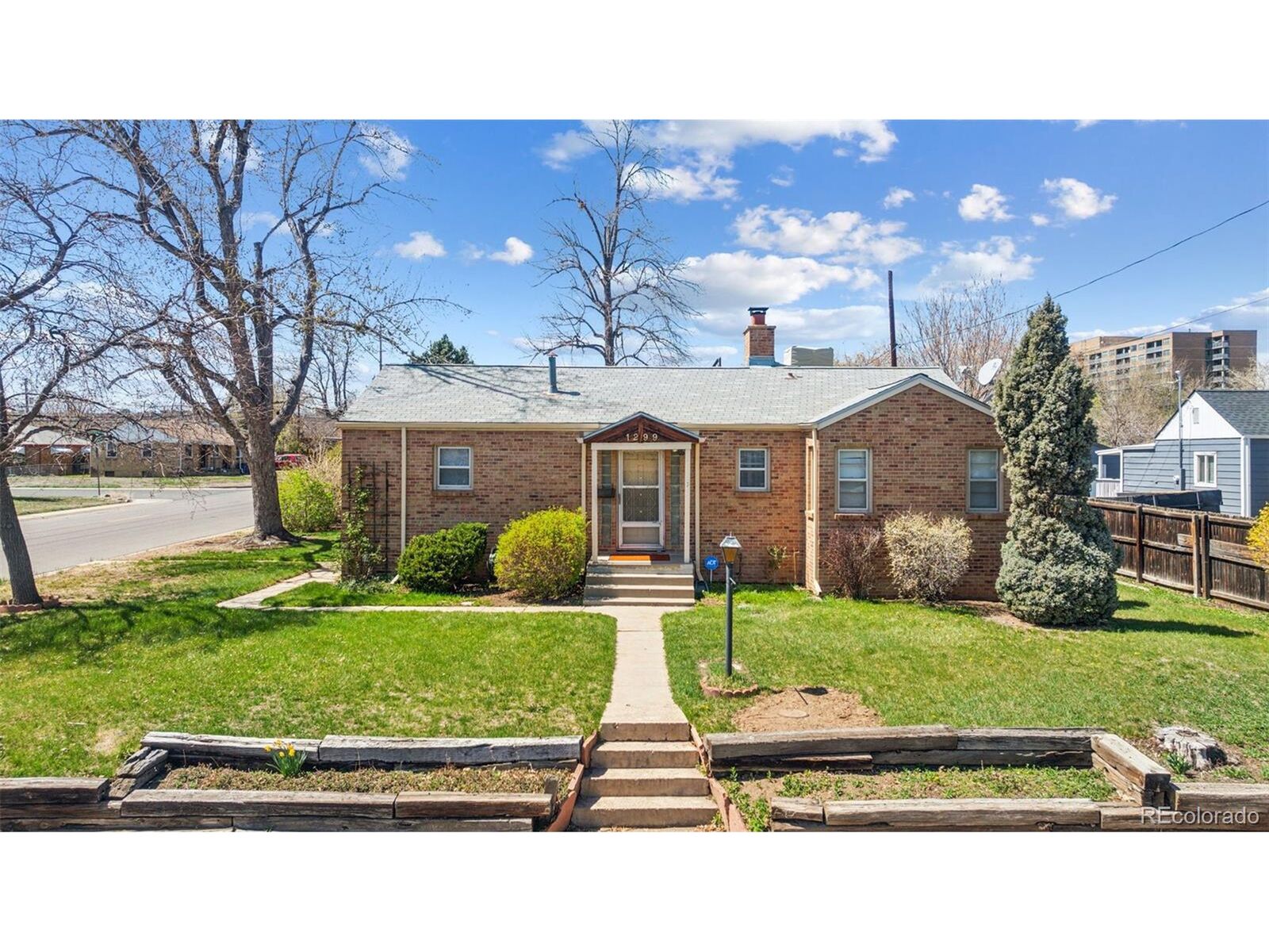 Property Photo:  1299 S Dale Ct  CO 80219 